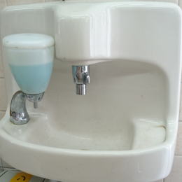 洗面器の埋め込み単水栓